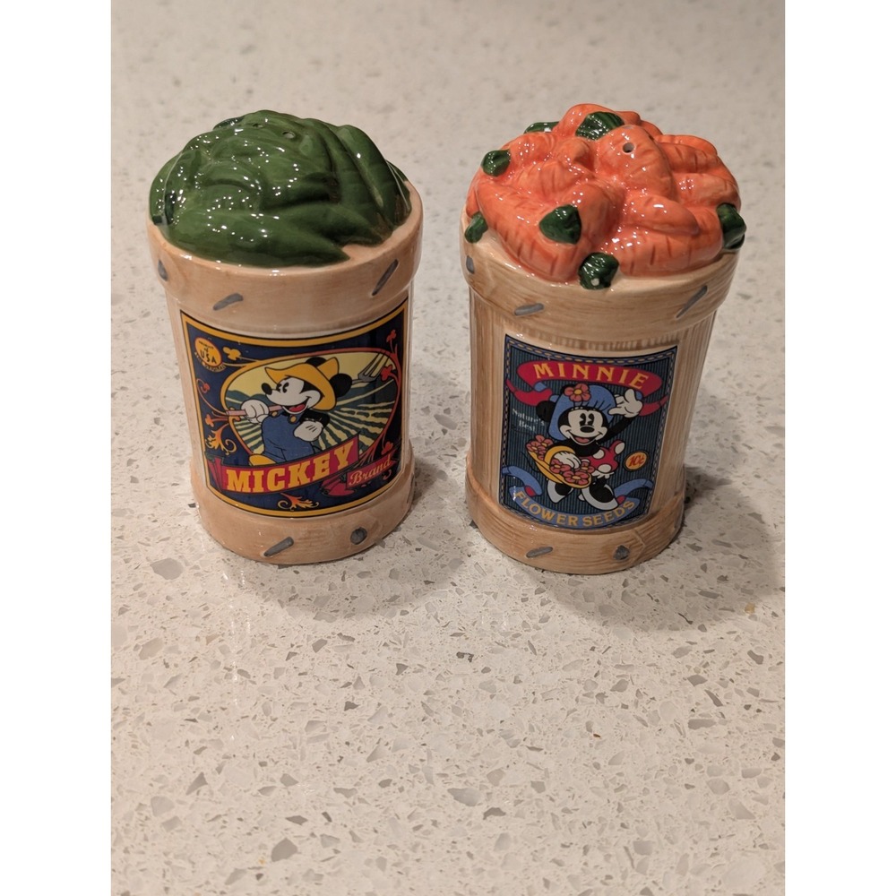 VTG Home Grown Mickey & Minnie Mouse Enesco Disney Farmer Salt & Pepper Shakers